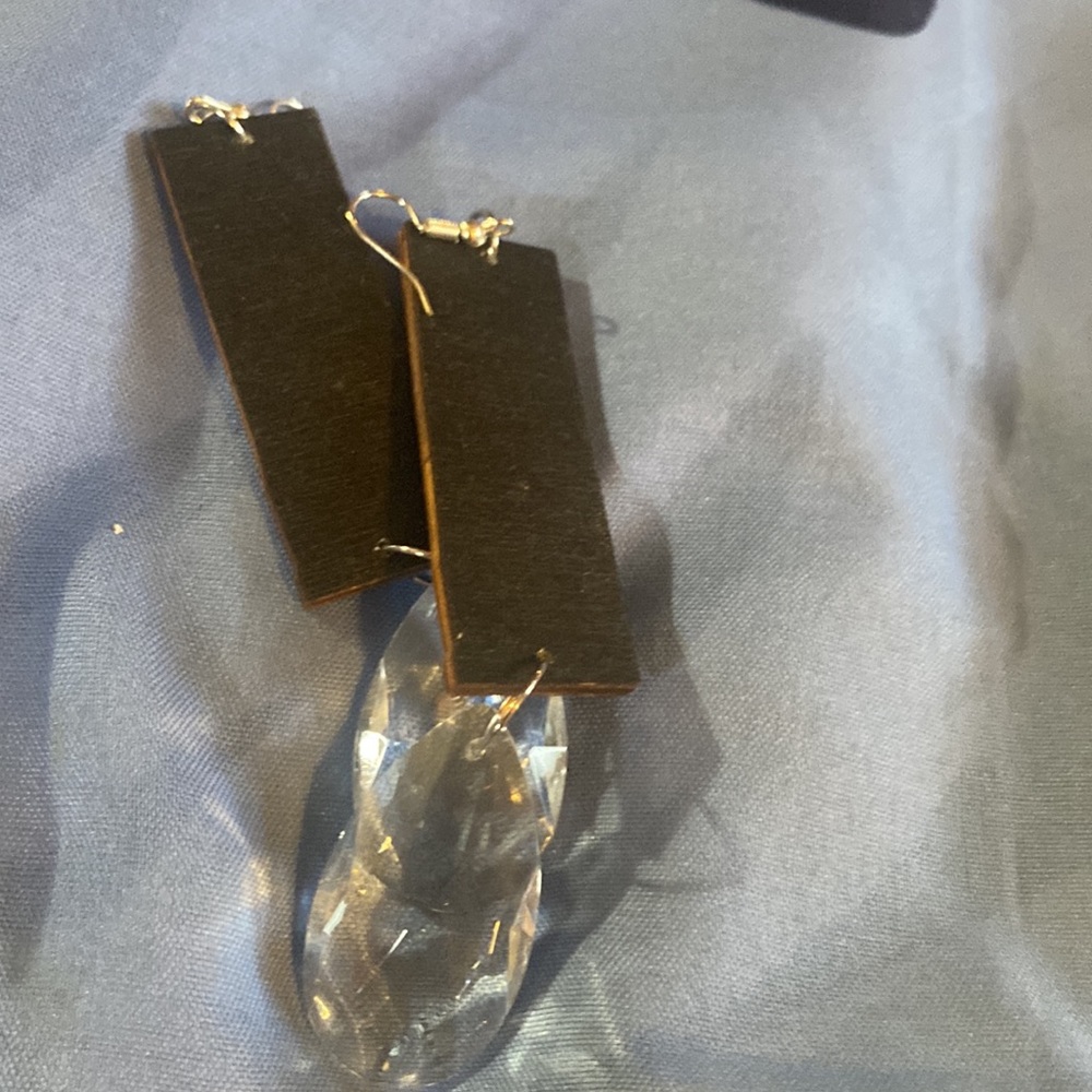 Strong Angels 😇 earrings - Picture 3 of 6